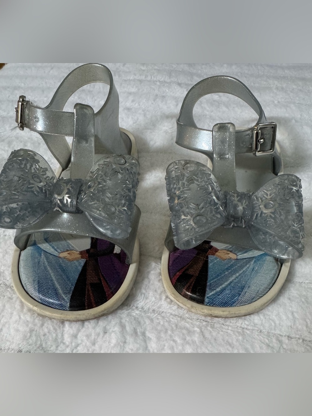 Mini Melissa Frozen Elsa Girls' Silver Bow Jelly Sandals